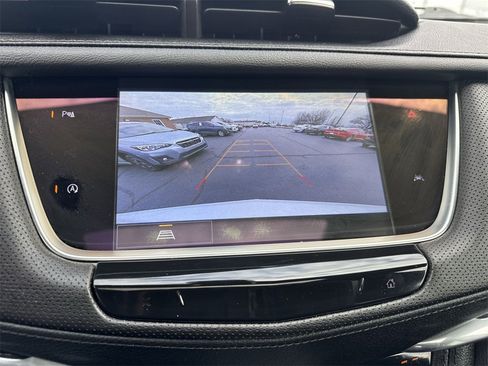 Used 2024 Cadillac XT6 Luxury w/ LPO, Floor Liner Package image 17