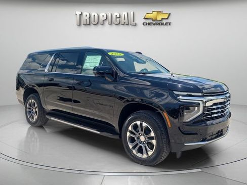 New 2026 Chevrolet Suburban LT w/ Comfort Package RWD image 7