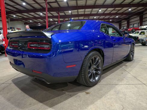 Used 2020 Dodge Challenger R/T Scat Pack w/ Plus Package RWD image 8