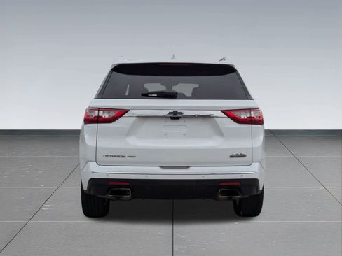Used 2020 Chevrolet Traverse High Country w/ LPO, Floor Liner Package image 5