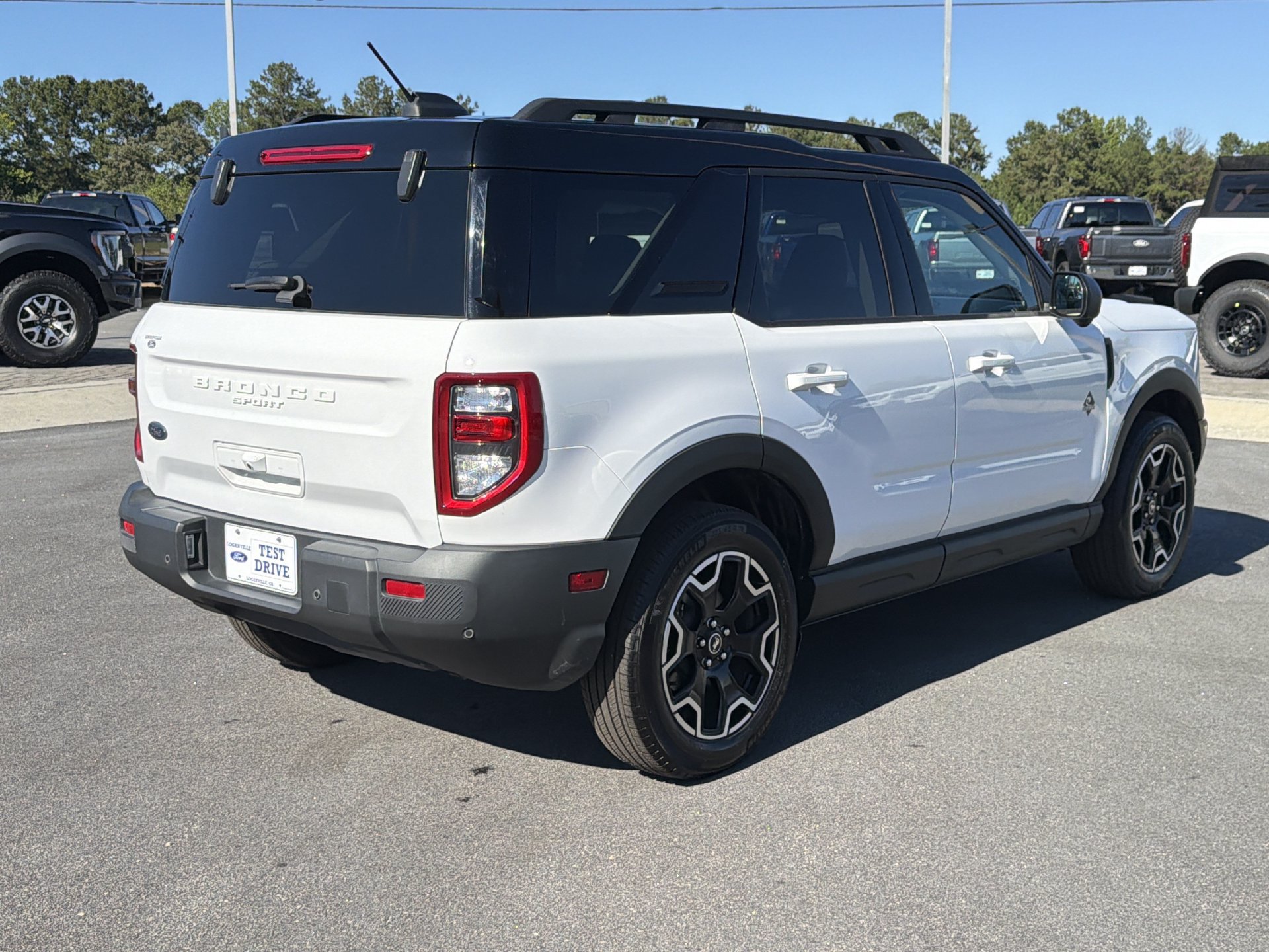 Used 2025 Ford Bronco Sport Outer Banks w/ Outer Banks Tech Package+ AWD/4WD image 30