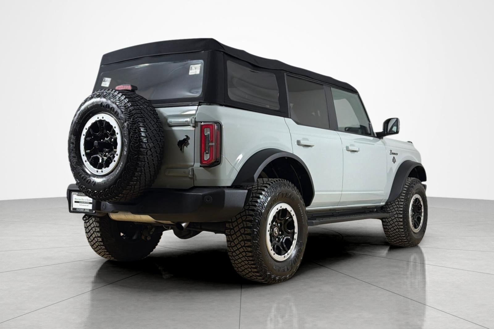 Used 2022 Ford Bronco Outer Banks w/ Sasquatch Package AWD/4WD image 5