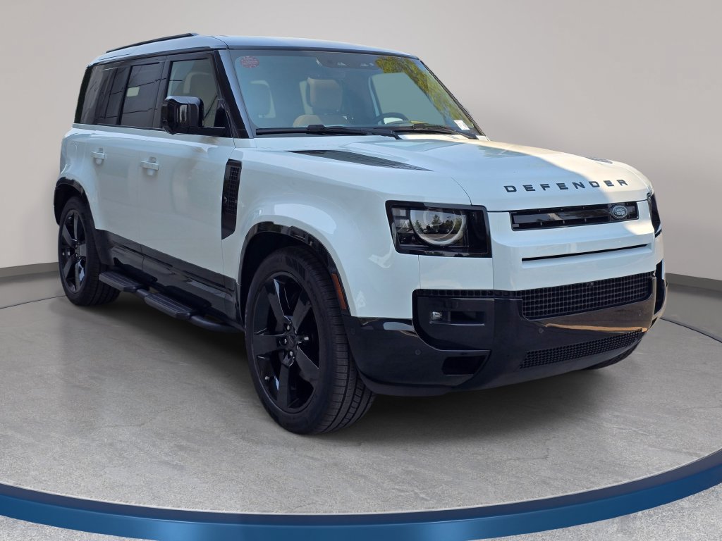 New 2026 Land Rover Defender 110 X-Dynamic SE AWD/4WD image 3