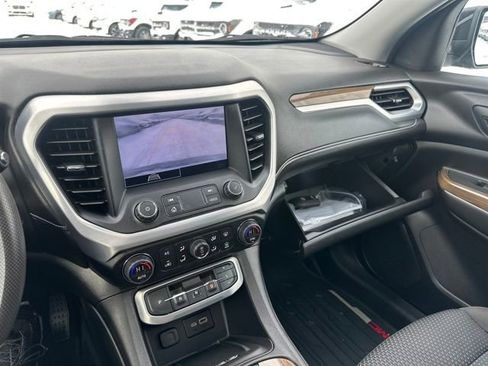 Used 2022 GMC Acadia SLE w/ Driver Convenience Package image 48