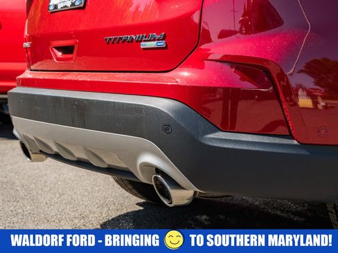 Certified 2020 Ford Edge Titanium w/ Equipment Group 301A AWD/4WD image 6