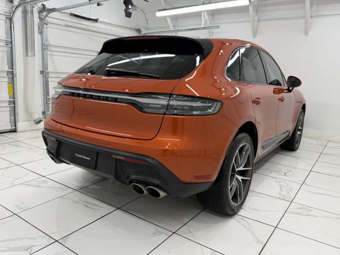 Certified 2024 Porsche Macan S AWD/4WD image 12