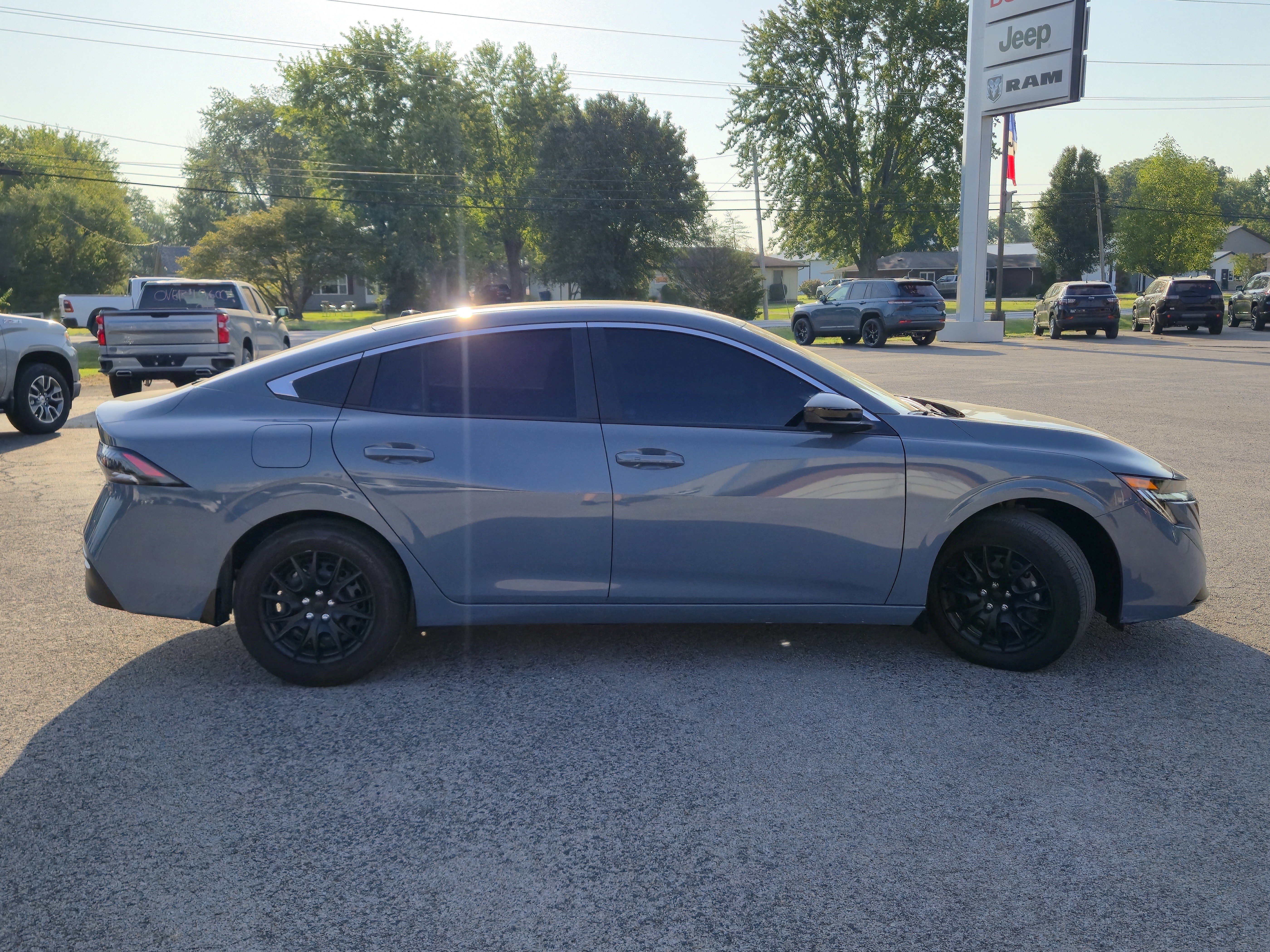 Used 2026 Nissan Sentra SV w/ Floor Mat Package FWD image 2