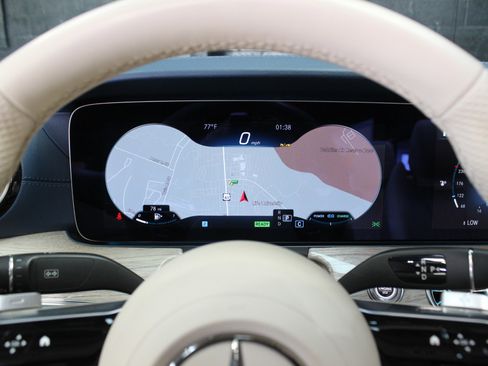 Used 2023 Mercedes-Benz E 450 Cabriolet image 83