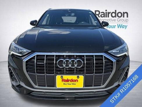 Used 2024 Audi Q3 2.0T Premium image 2