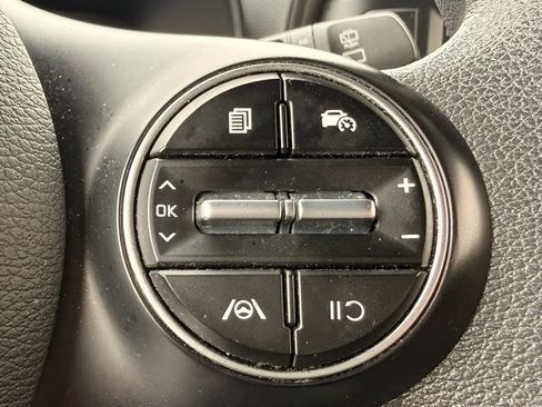 Used 2024 Kia Soul LX w/ Option Group 015 FWD image 19