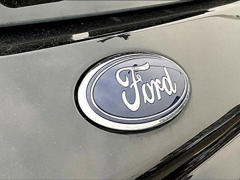 Certified 2025 Ford Explorer Active image 31