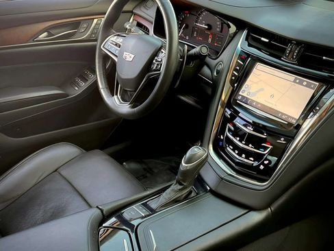 Used 2018 Cadillac CTS Luxury RWD image 10