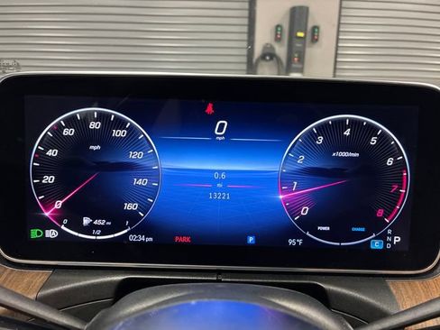 Used 2024 Mercedes-Benz C 300 Sedan image 15