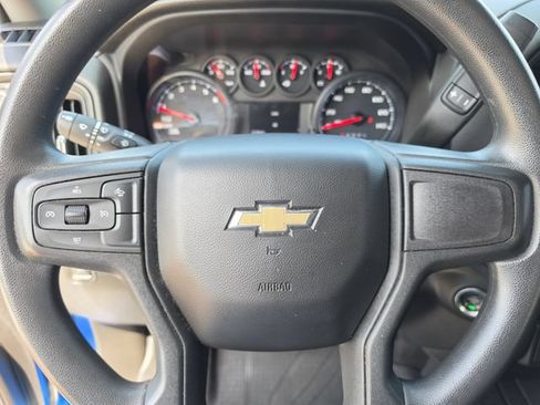 Used 2022 Chevrolet Silverado 1500 Custom AWD/4WD image 31