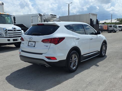 Used 2018 Hyundai Santa Fe Sport FWD image 7