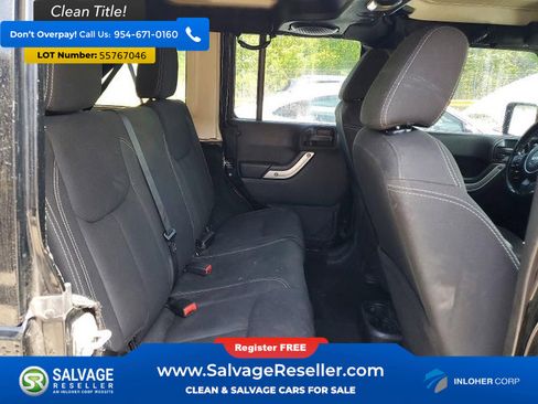 Used 2014 Jeep Wrangler Unlimited Sahara w/ Connectivity Group AWD/4WD image 13