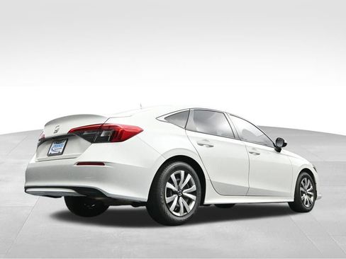 Used 2023 Honda Civic LX image 45