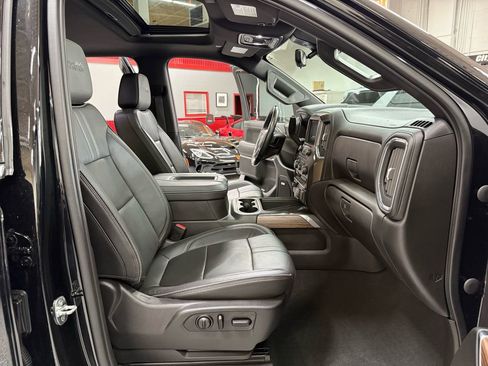 Used 2021 Chevrolet Silverado 1500 High Country w/ Technology Package image 20