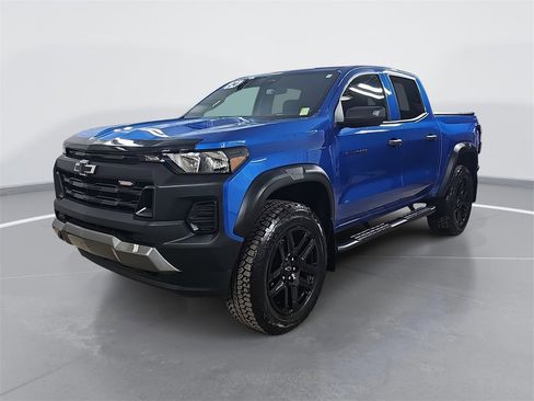 Certified 2024 Chevrolet Colorado Trail Boss w/ Advanced Trailering Package image 9