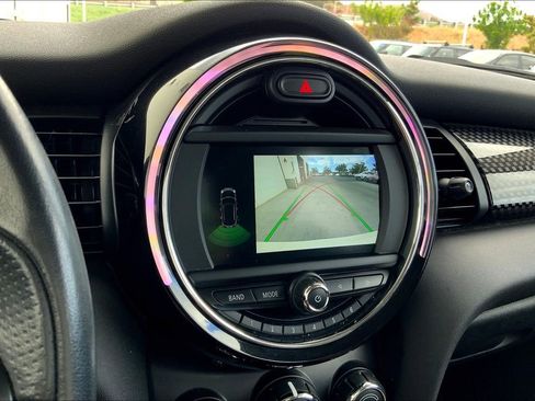 Used 2019 MINI Cooper S image 17