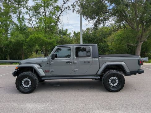 Used 2021 Jeep Gladiator Sport AWD/4WD image 4