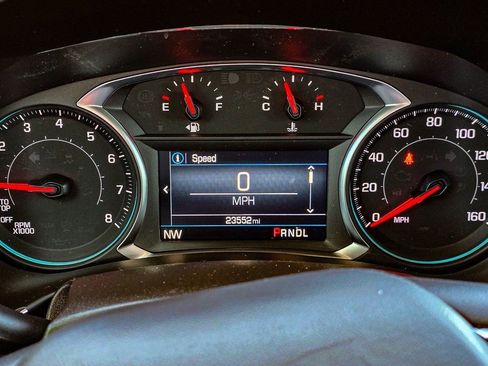 Certified 2024 Chevrolet Equinox LT w/ LPO, Floor Liner Package image 27