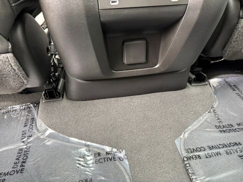 Used 2022 Chevrolet Tahoe High Country image 28