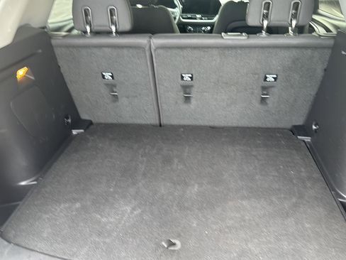 Used 2025 Chevrolet TrailBlazer LT image 4