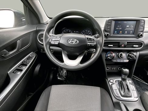 Used 2018 Hyundai Kona SE AWD/4WD image 6