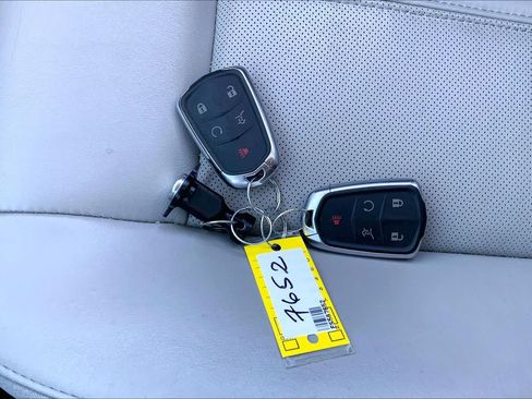 Used 2015 Cadillac SRX Performance AWD/4WD image 15