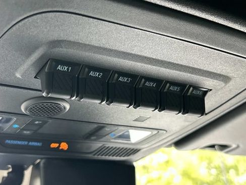 Certified 2023 Ford Bronco Black Diamond AWD/4WD image 37