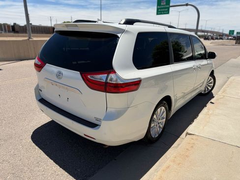 Used 2016 Toyota Sienna Limited AWD/4WD image 5