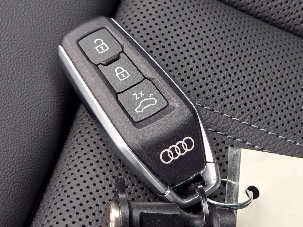 New 2026 Audi Q5 Premium Plus AWD/4WD image 40