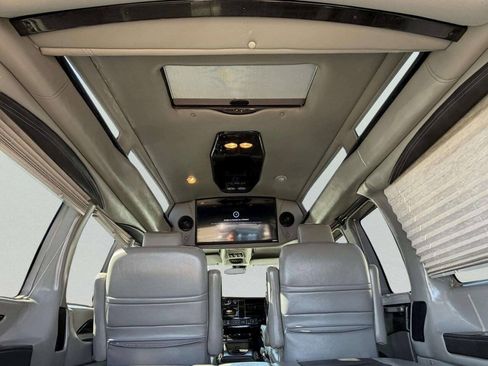Used 2021 Chevrolet Express 2500 LS w/ Enhanced Convenience Package RWD image 13