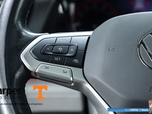 Used 2024 Volkswagen Atlas Cross Sport SEL R-Line AWD/4WD image 21