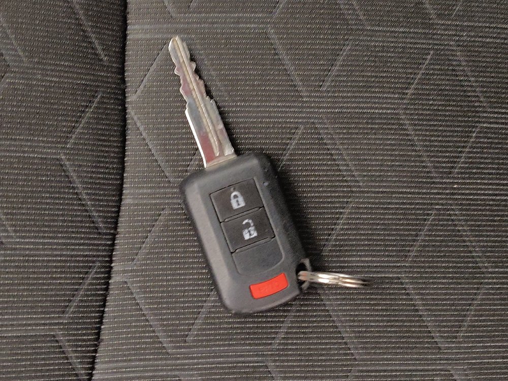 Used 2020 Mitsubishi Outlander Sport ES FWD image 32