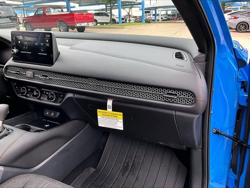 Certified 2026 Honda HR-V Sport image 19