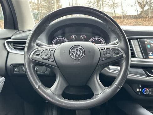 Used 2018 Buick Enclave Premium w/ Experience Buick Package image 8