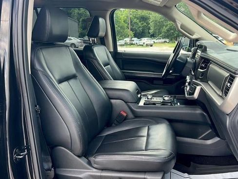 Used 2023 Ford Expedition Max XLT AWD/4WD image 11