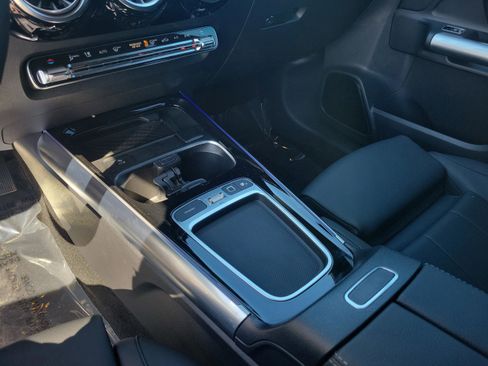 Certified 2025 Mercedes-Benz GLA 250 image 22