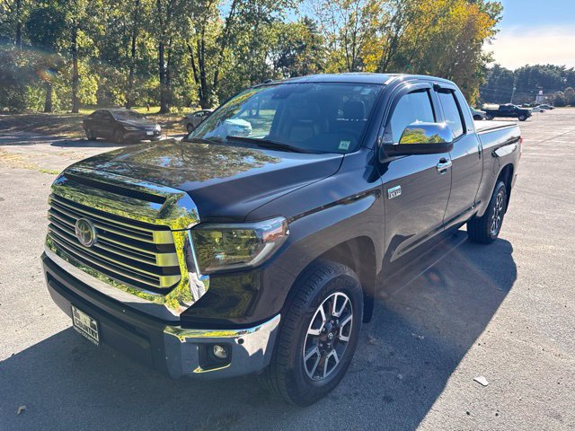 Used 2019 Toyota Tundra Limited w/ Limited Premium Package AWD/4WD image 3
