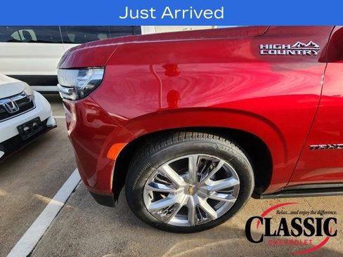 Used 2022 Chevrolet Tahoe High Country image 17