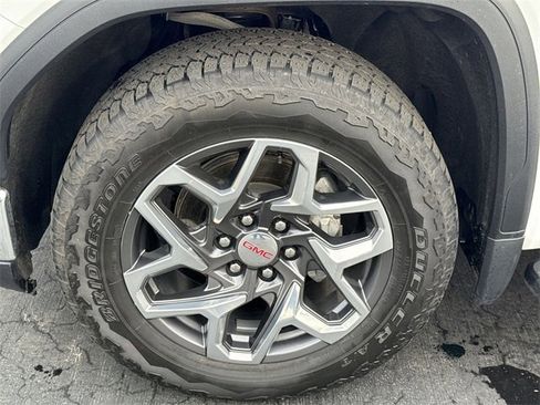 Certified 2024 GMC Sierra 1500 SLT w/ SLT Premium Plus Package image 34