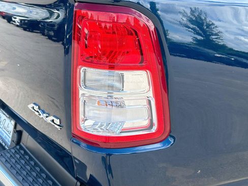 Used 2022 RAM 1500 Big Horn AWD/4WD image 11