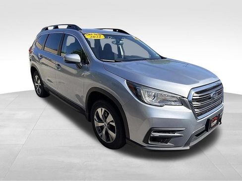 Used 2021 Subaru Ascent Premium w/ Convenience Package AWD/4WD image 3