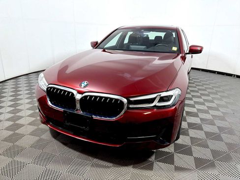Used 2023 BMW 530i xDrive w/ Convenience Package AWD/4WD image 3