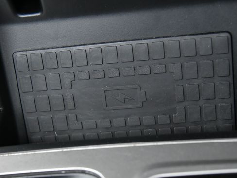 Used 2021 Ford Explorer Limited w/ Equipment Group 301A image 34