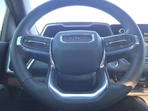 New 2026 GMC Canyon Elevation w/ Convenience Package RWD image 25