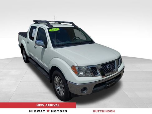 Used 2011 Nissan Frontier SL AWD/4WD image 1