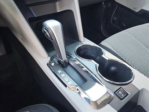 Used 2011 Chevrolet Equinox LT image 12